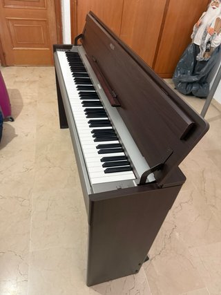 Piano Digital Yamaha Arius