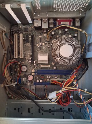 2 PC (solo fuente y placa)