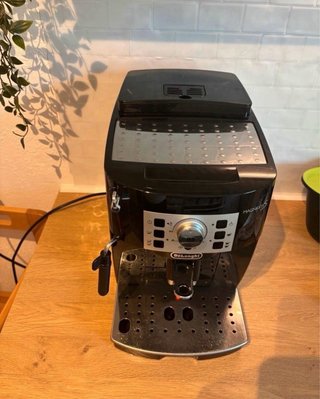Cafetera DeLonghi Magnifica Superautomática