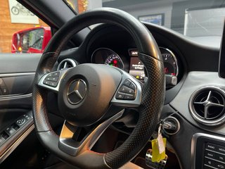 Mercedes-Benz GLA 200D AMG 4 matic