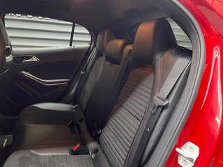 Mercedes-Benz GLA 200D AMG 4 matic