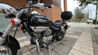 Kymco Venox 250i Negra