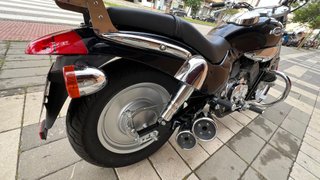 Kymco Venox 250i Negra