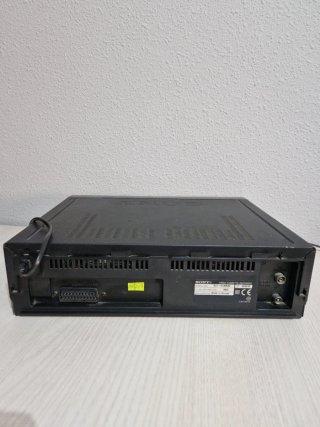 Reproductor VHS Sony + 2 Películas