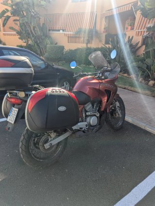 Baúl Givi 46l Negro/Rojo