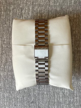Reloj Casio Vintage Plateado y Azul Turquesa