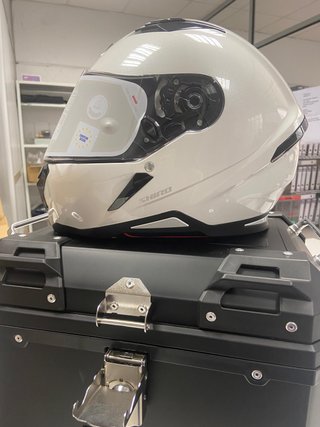 Baúl Moto X-PLOR 38L Negro en plastico