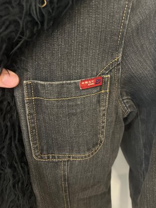 Chaqueta vaquera con pelo