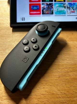 Nintendo Switch Nera + Custodia Dobe