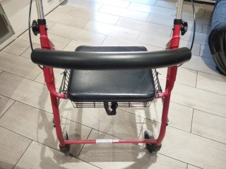 Andador para mayores MOBICLINIC