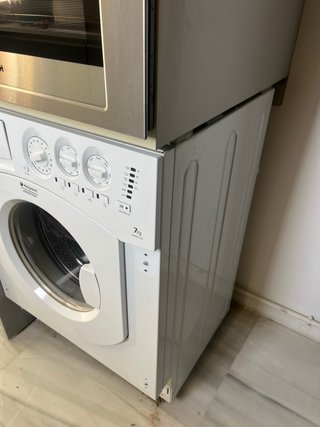 Lavadora y secadoraintegrable Hotpoint Ariston 7kg