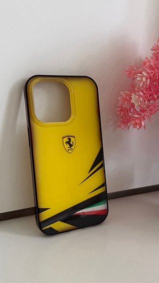 Funda Ferrari iPhone 14 Pro Nueva