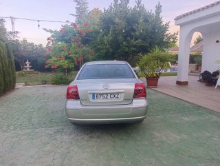 Toyota Avensis 2004