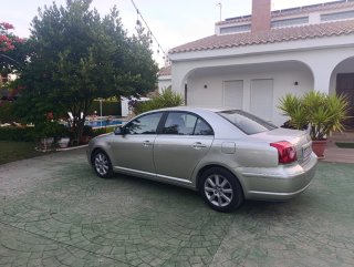 Toyota Avensis 2004