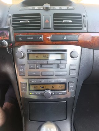 Toyota Avensis 2004