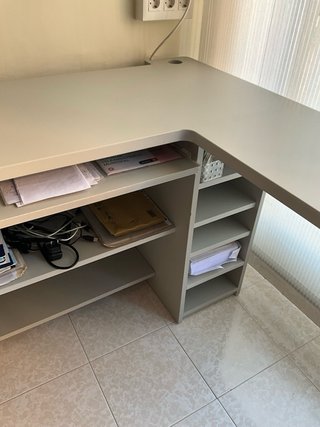 Mesa de escritorio esquinera