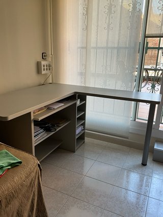 Mesa de escritorio esquinera