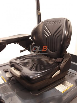 Ref. M-6685 Frontal Eléctrica 3 ruedas Toyota 8 FBEK 18