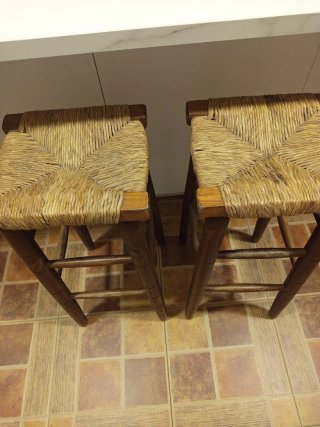 Taburetes de madera