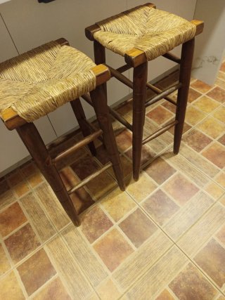 Taburetes de madera