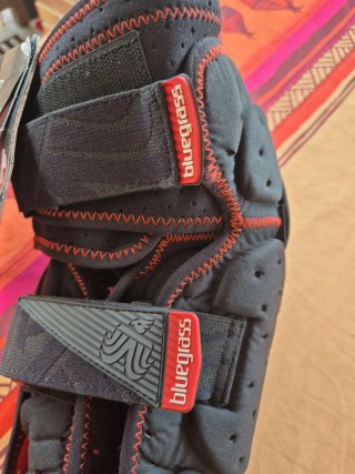 Protecciones Bluegrass SuperBobcat D3O MTB