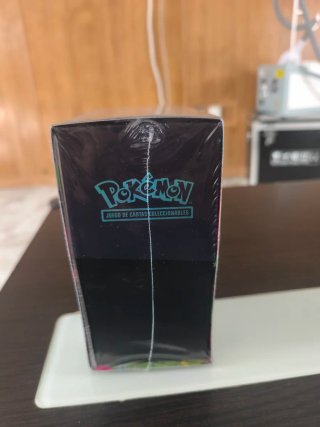 Caja Entrenador Élite Fuegos Fantasmales