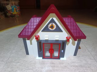 Playmobil Casa Escuela con Figuras y Accesorios