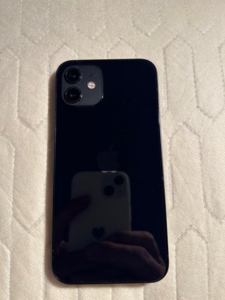 iPhone 12 64GB /Negro + Accesorios