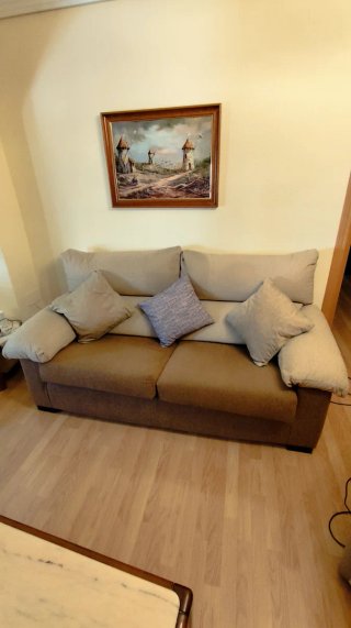 Sofá 3 plazas 2x1m