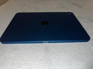 iPad 10 Azul + Apple Pencil en perfecta condición