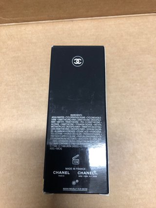 Chanel Perfection Lumière Fondotinta 70 Beige
