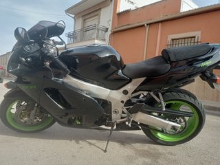 Kawasaki ZX9R