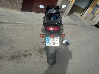 Kawasaki ZX9R