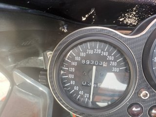 Kawasaki ZX9R