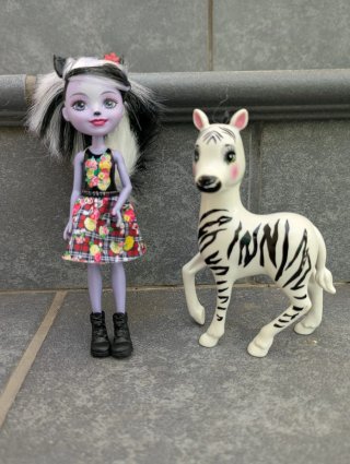 Muñeca Enchantimals de Mattel