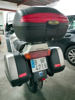 Honda Pan-European Plata ST 1100