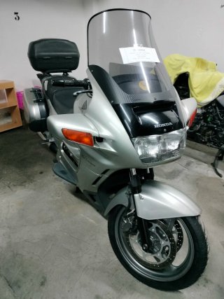 Honda Pan-European Plata ST 1100