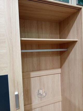 Armario de Puertas Correderas acabado madera
