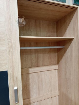 Armario de Puertas Correderas acabado madera