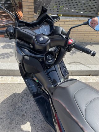 Yamaha XMAX Tech 125 Gris 2022 7000 km