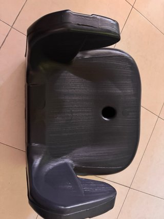 Asiento elevador infantil sin respaldo