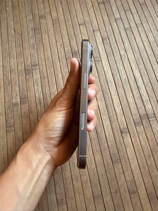iPhone 16 Pro 256GB Plata
