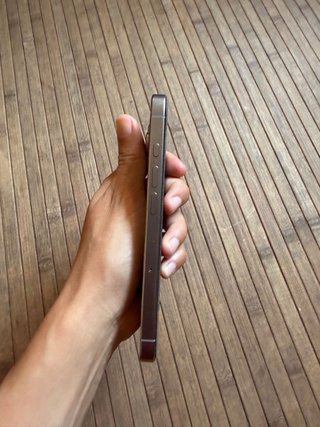 iPhone 16 Pro 256GB Plata