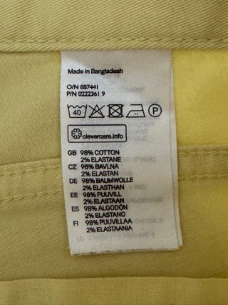 Bermuda H&M Amarilla Talla 40