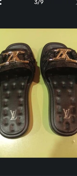 Chancla inspirada Louis.Vuitton. T-35-36