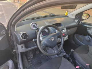 Toyota Aygo año 2009 solo 153000 km etiqueta C