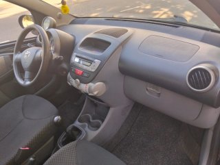 Toyota Aygo año 2009 solo 153000 km etiqueta C