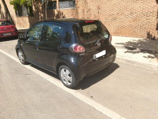 Toyota Aygo año 2009 solo 153000 km etiqueta C