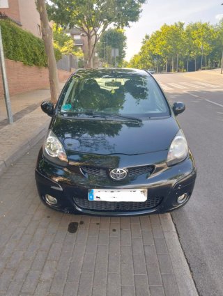 Toyota Aygo año 2009 solo 153000 km etiqueta C