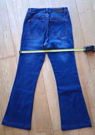 2 pantalones vaqueros corte campana talla 34